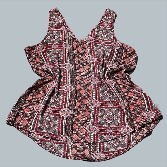 pink rose XL Women’s Patterned Blouse v neck tank top polyester - Picture 1 of 8